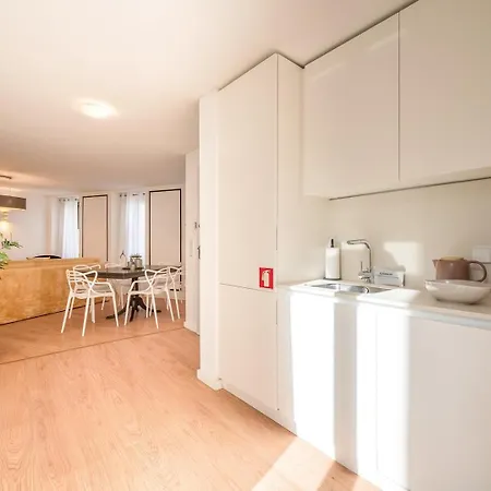 Guestready - The Corner * Lisbon