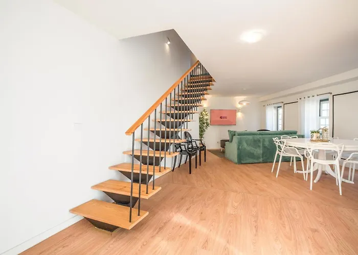 Апартаменти Guestready - The Corner *